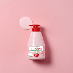 Kwailnara | Strawberry Milk Body Cleanser 560g